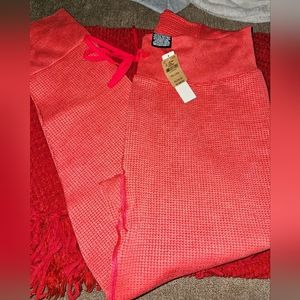 PINK SEAMLESS WAFFLE LEGGING